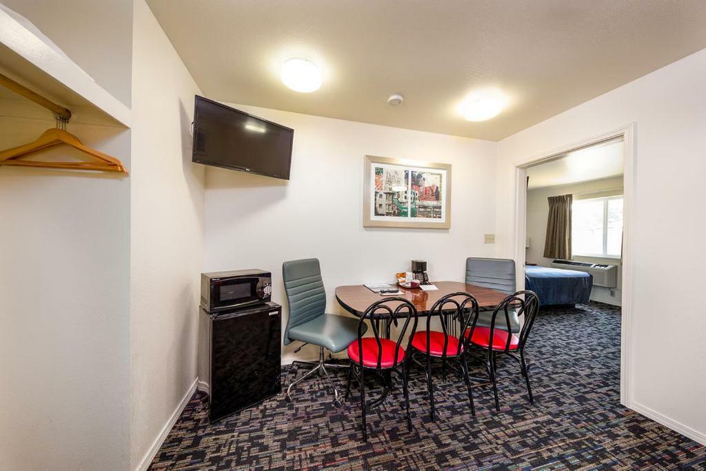 הוד ריבר Riverview Lodge מראה חיצוני תמונה